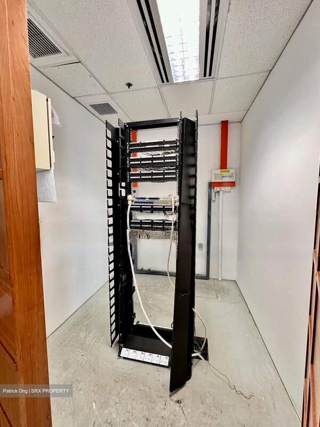 Samsung Hub (D1), Office #457179421
